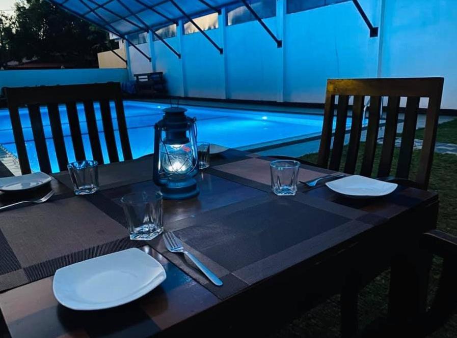 Blue Spring Hotel Wadduwa Buitenkant foto